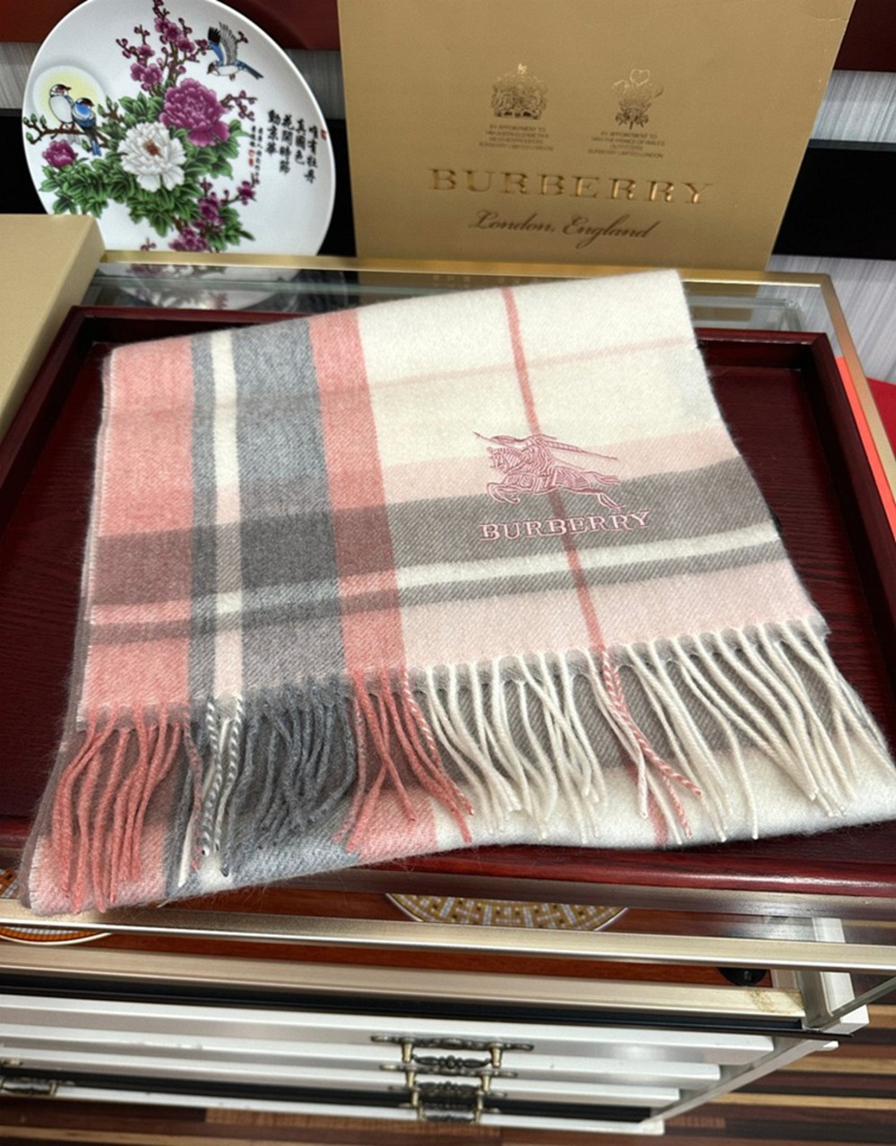 Burberry cashmere scarf